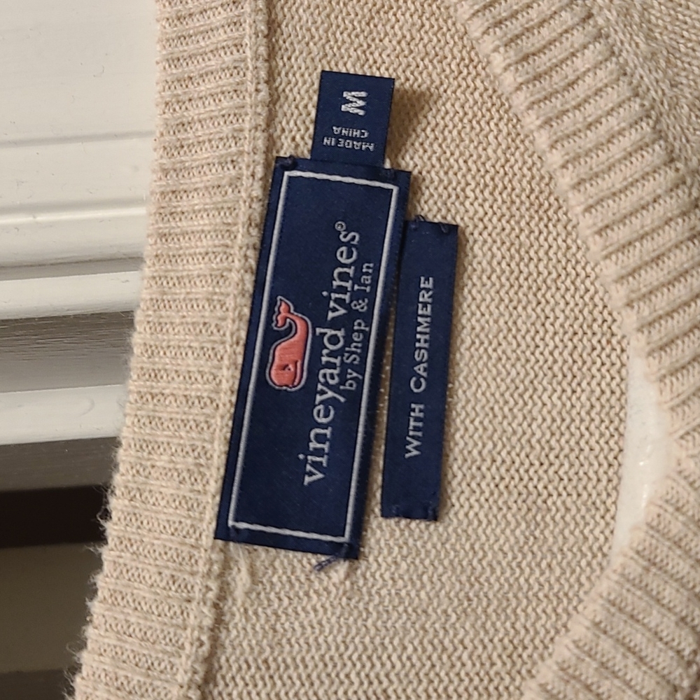 Vineyard Vines wool & cashmere sweater